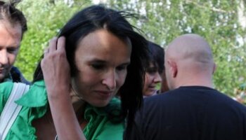 Simonu Monyovou zdobila ve spisovatelském řemesle schopnost "vcítit" se do svých postav. FOTO: Bára Antonová, www.martinreiner.cz